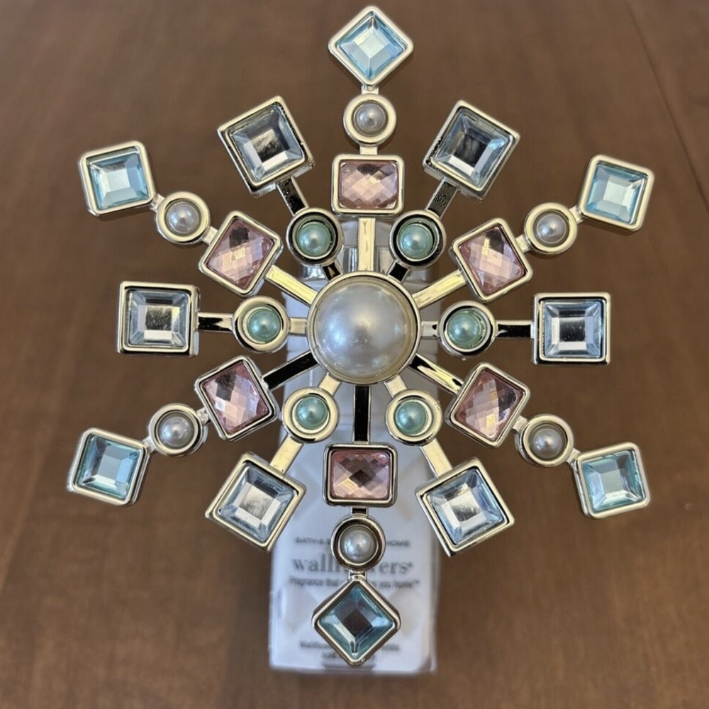 Bath & Body Works Gemstone Wallflower Plug